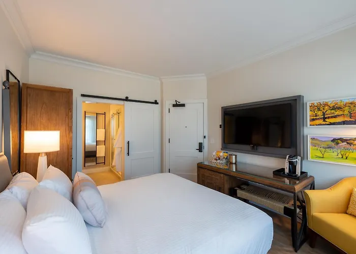 Hotel E